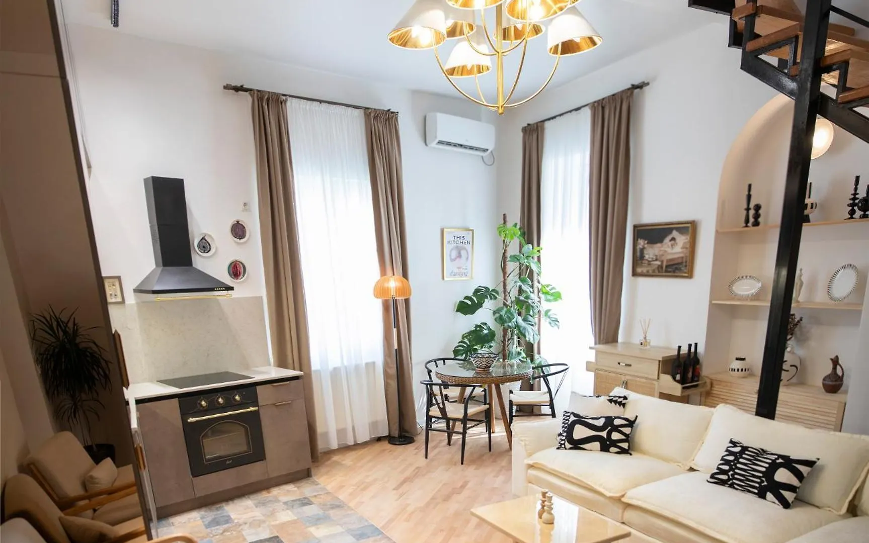 City Soul- 2 Bedroom Apartment Tbilisi 0*,